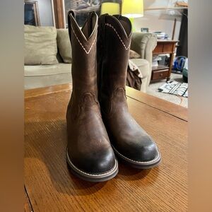 Ariat Women’s Round Toe